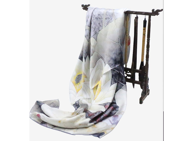 荷韵 丝巾（1999.00元）